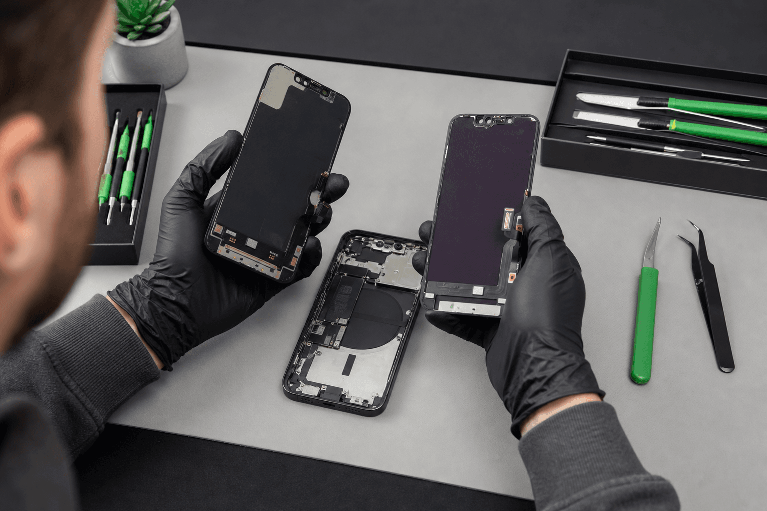 OEM vs Aftermarket Screens: What Changes in Daily Use